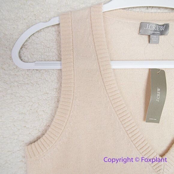 NEW J. Crew Cashmere V-neck sweater-vest in butter cream, XS - Picture 9 of 16